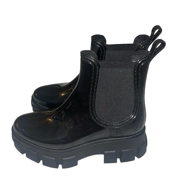 Black pull on ankle combat boots - Picture 5 of 5